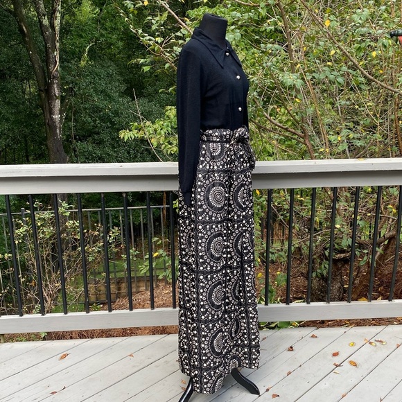 Vintage 60’s 70’s Black and White Maxi Dress - Picture 2 of 12